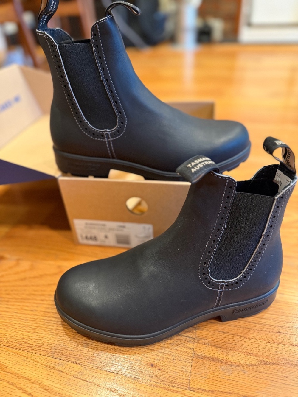 Blundstone 1448 Black Boots NEVER WORN W9 M7